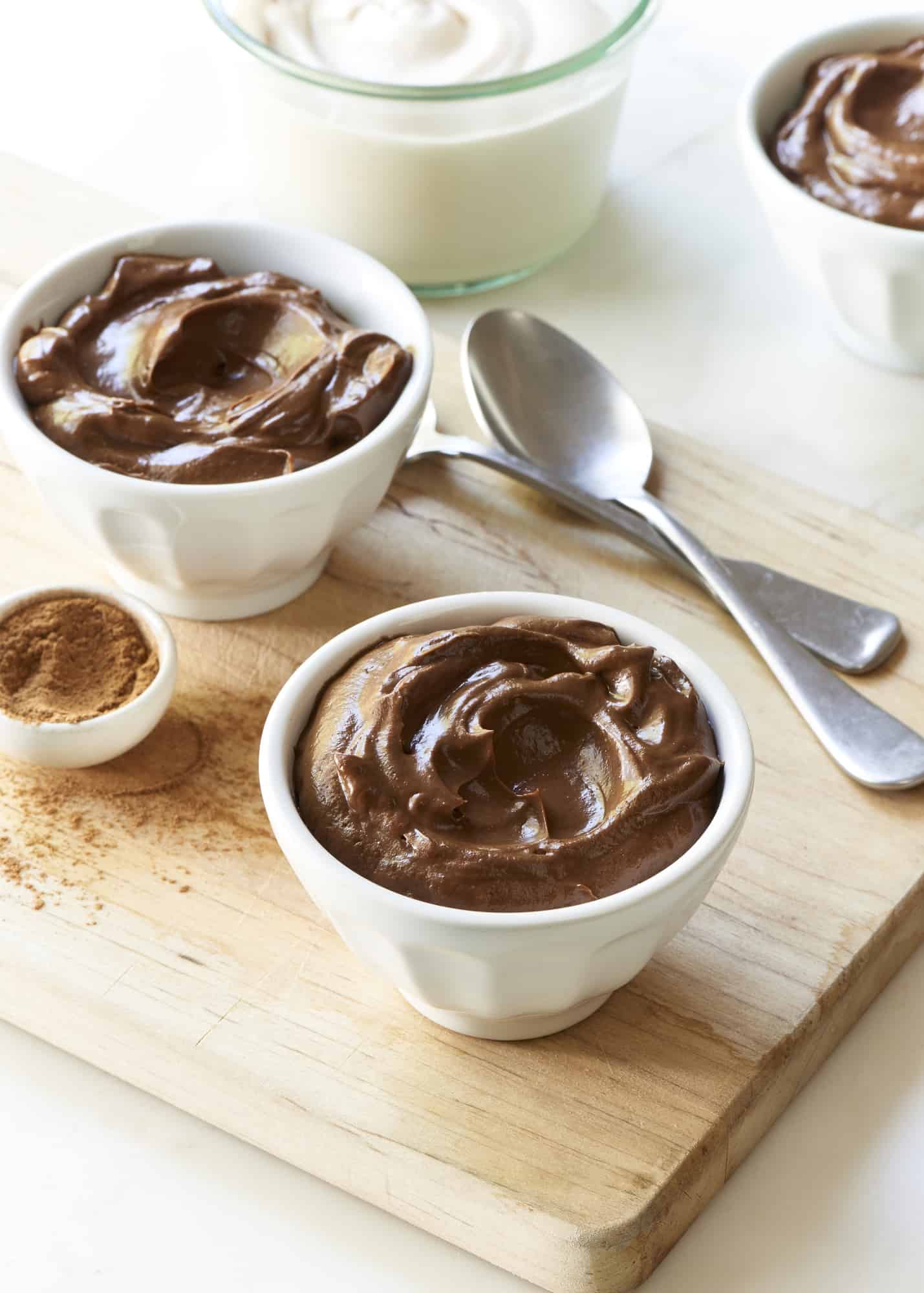10 Minute Vegan Chocolate Avocado Pudding The Blender Girl