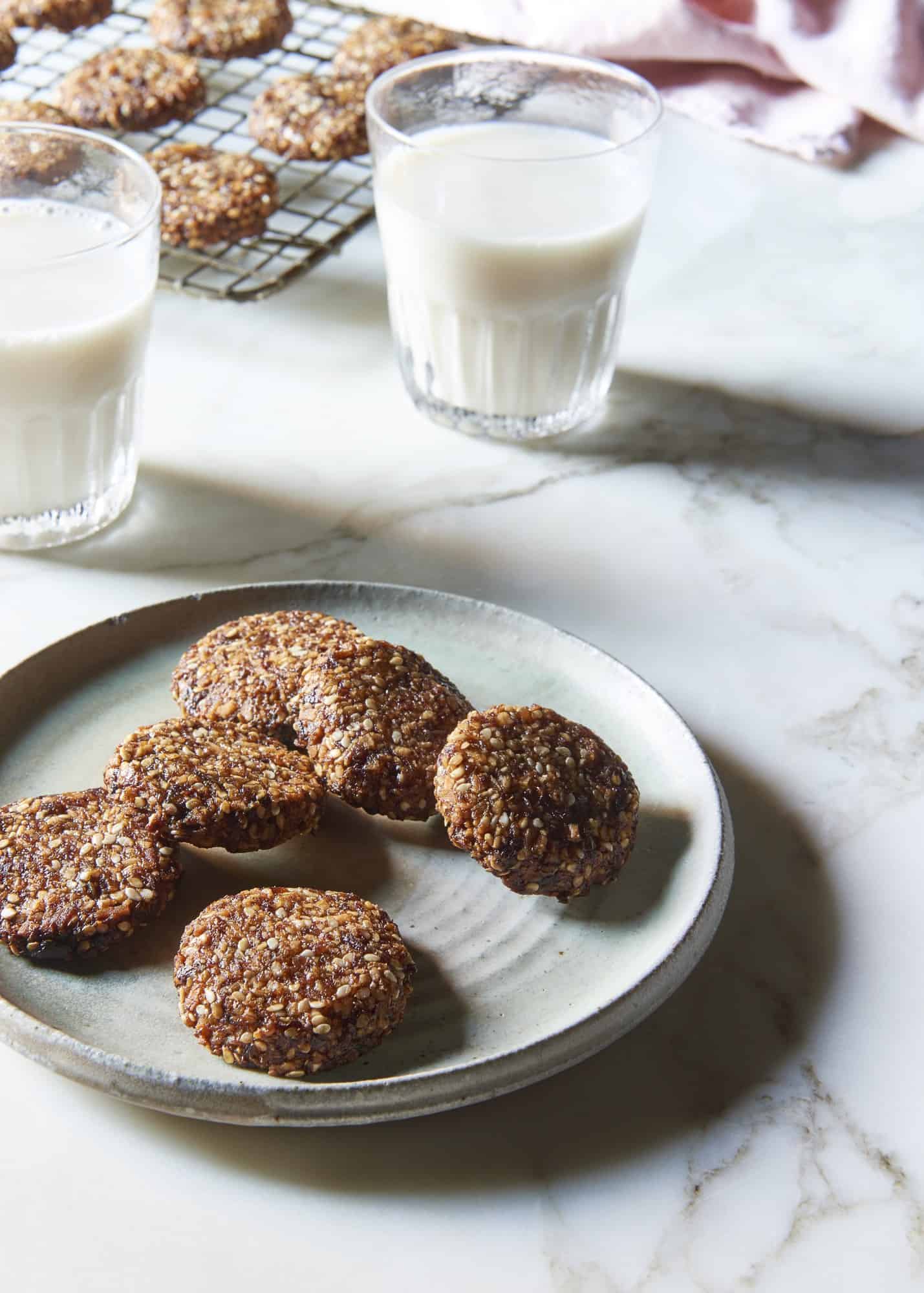 Coconut Date Cookies {KidFriendly} The Blender Girl