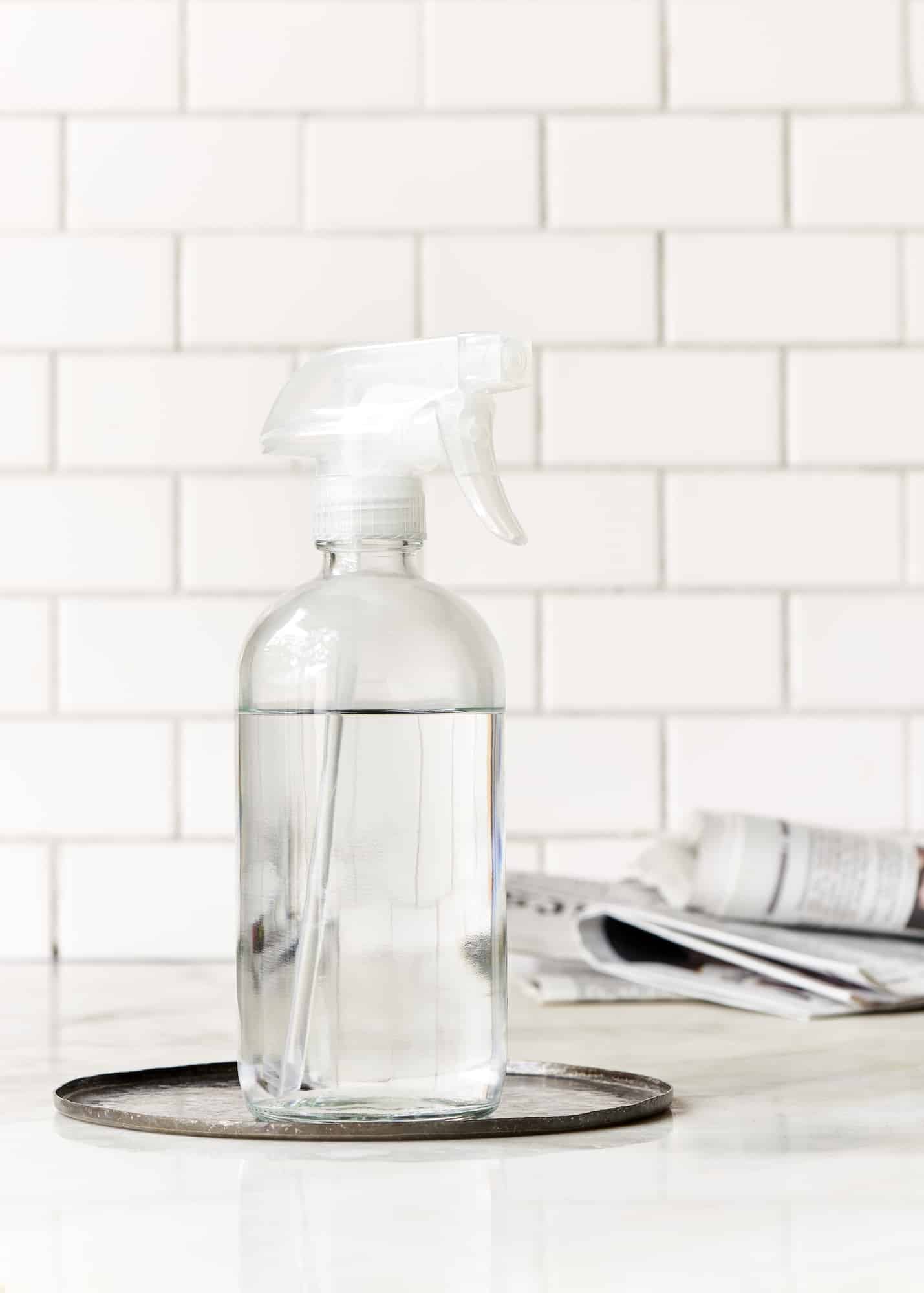 Natural discount window cleaner