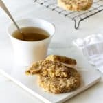 Dehydrated Oatmeal Cookies with Apricot and Coconut