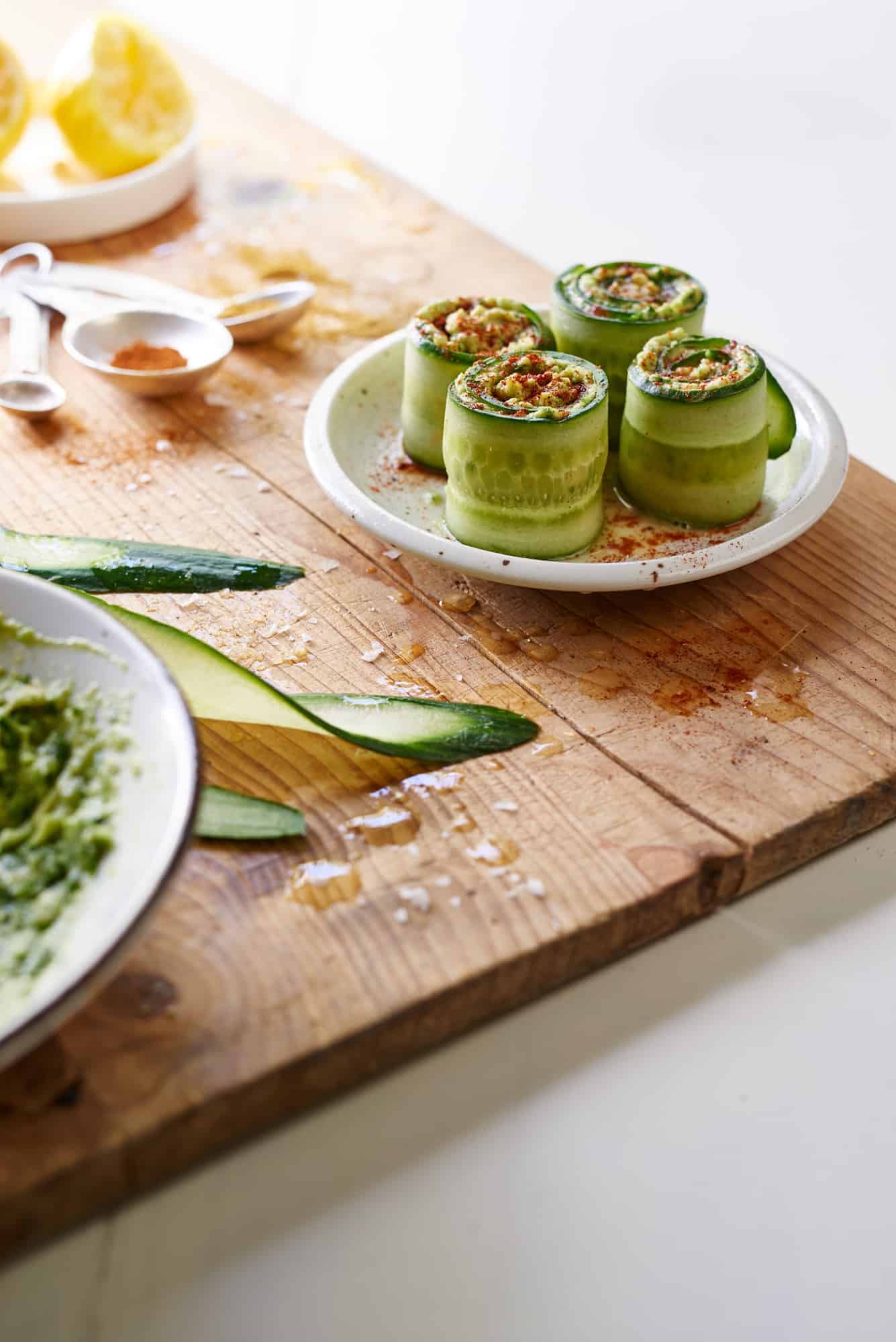 Raw Vegan Sushi Grain-Free & Paleo Avocado Cucumber Rolls - The