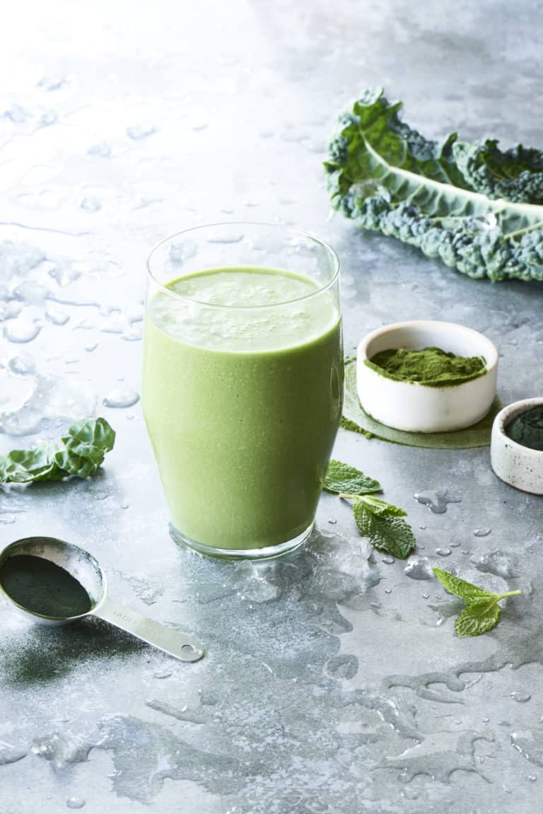 Sweet Spirulina Smoothie with Chlorella