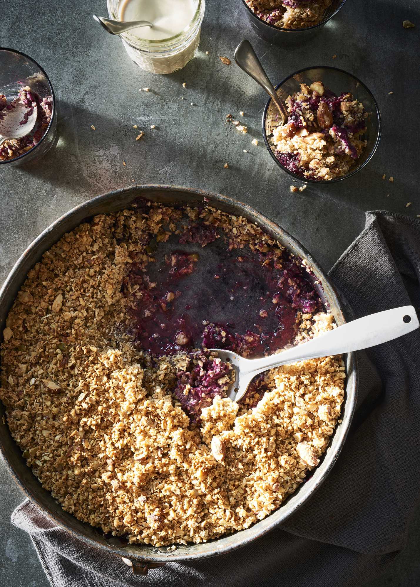 Vegan Blueberry Crumble {Gluten-Free} - The Blender Girl