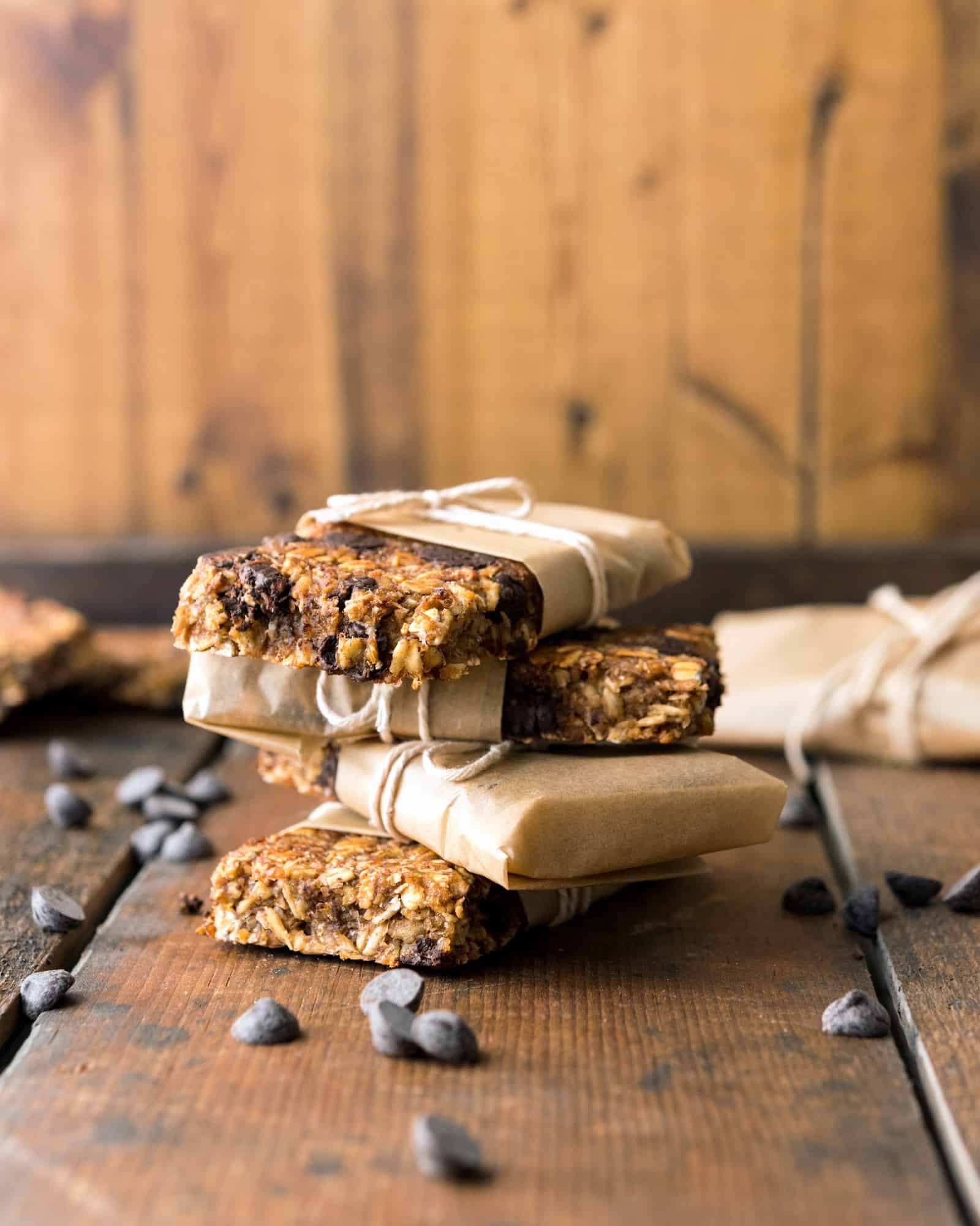 Chocolate Chip Buckwheat Oatmeal Bars {Vegan + GF} - The Blender Girl